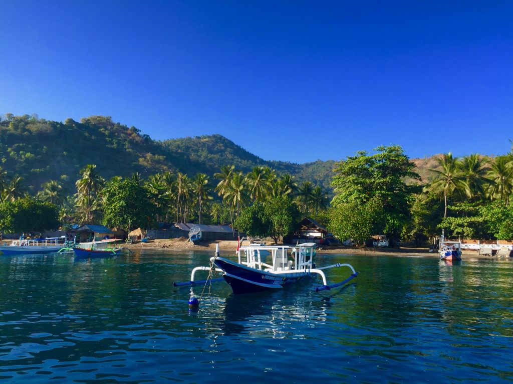 Wer nach Bali reist, sollte auch die touristisch weniger erschlossene Nachbarinsel Lombok besuchen. Foto: Sascha Tegtmeyer