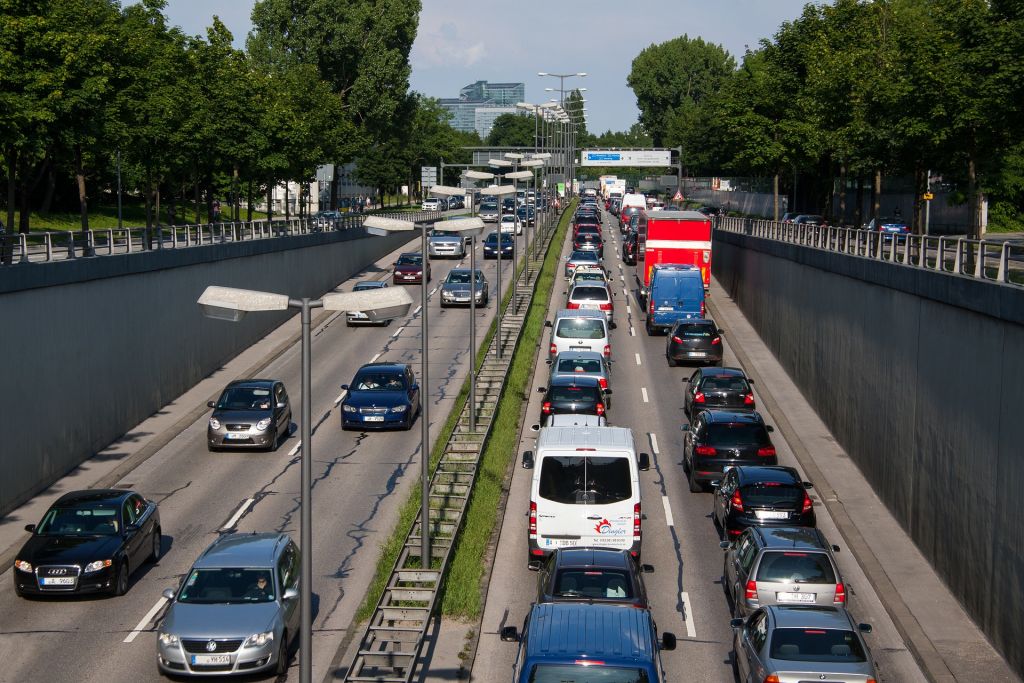 Laut ADAC Staureport hat es 2016 20 Prozent mehr Staus gegeben als im Jahr zuvor. 