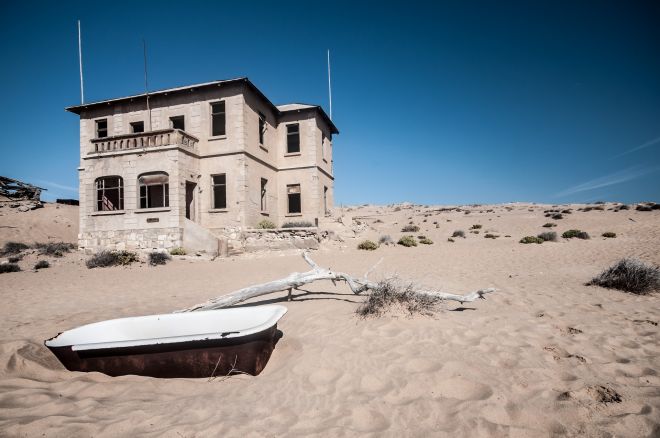 Haus in Kolmannskuppe: Hier enstand Anfang des 20. Jahrhunderts eine deutsche Gemeinde mitten in Afrika. Foto: Pixabay