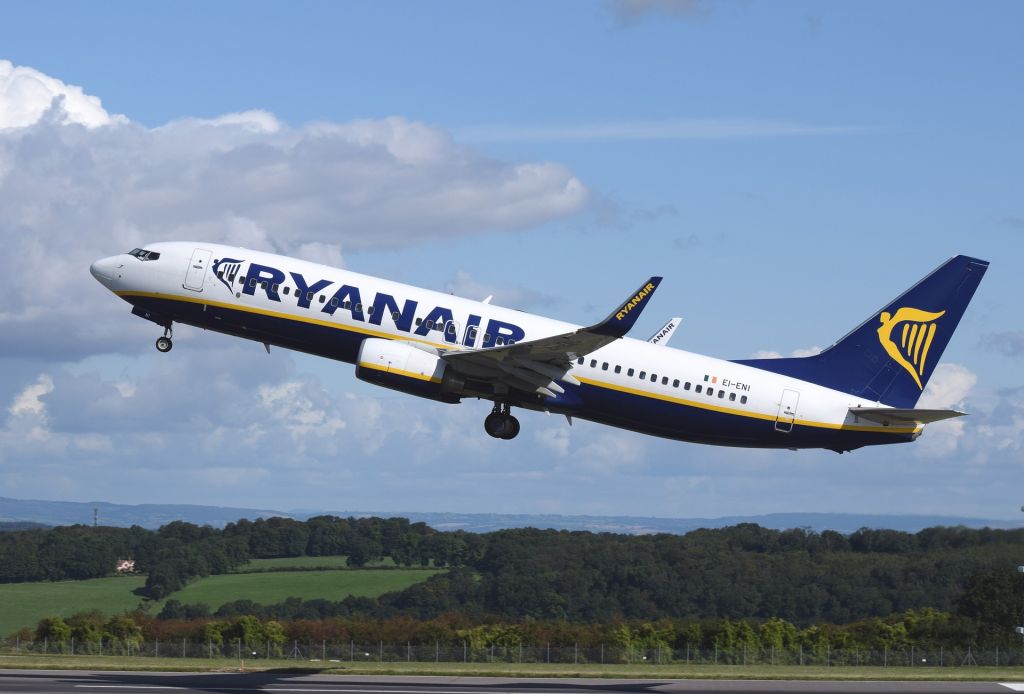 Flugzeug von Ryanair beim Start: Die Airline gehört zu den größten in Europa. Foto: Pixabay