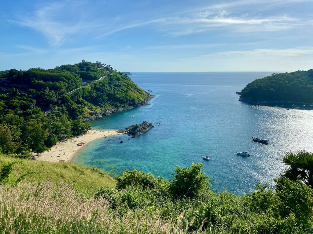 Die schönsten Reiseziele im Januar – wir stellen die besten Destinationen für alle vor, die im Januar noch etwas Resturlaub übrig haben. Im Bild: Phuket/Thailand. Foto: Sascha Tegtmeyer