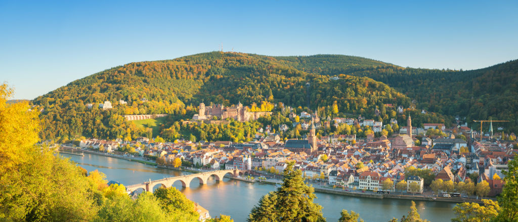 Heidelberg statt Hurghada: Deutschland bietet viele attraktive Urlaubsziele – übrigens nicht nur in Krisenzeiten. Foto: tichr / Adobe Stock