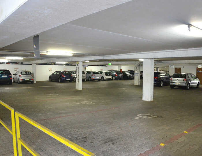 Parken Flughafen Frankfurt Parkhaus Höchst www.parkplatzvergleich.de