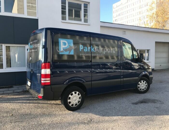 Parken Für 10 Tage Am Flüghafen Düsseldorf www.parkplatzvergleich.de