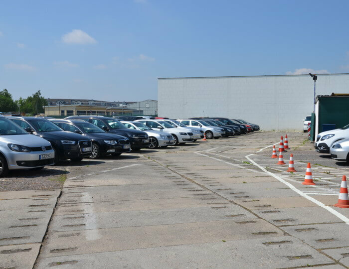 Https Www.parkplatzvergleich.de Parken-flughafen-leipzig www.parkplatzvergleich.de