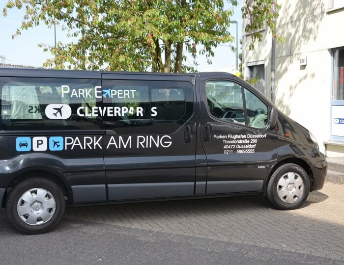 Park Expert Am Flughafen Düsseldorf www.parkplatzvergleich.de