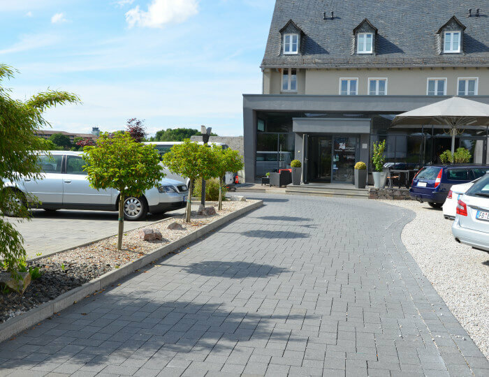 Parken Flughafen Hahn Lautzenhausen Landhotel www.einfach-parken-am-flughafen.de
