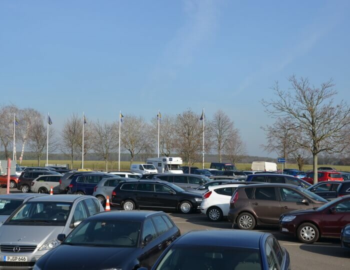 Dein Stellplatz Parken Flughafen Schönefeld Grünauer Straße Schönefeld www.parkplatzvergleich.de