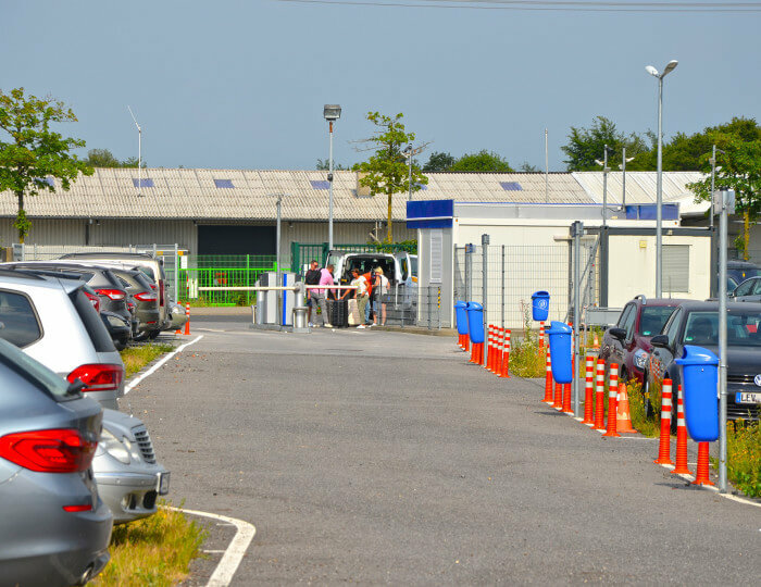 Billig Parken In Weeze Flughafen www.parkplatzvergleich.de