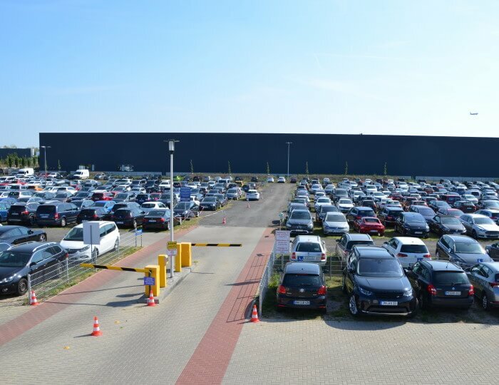 Mcparking Parken Flughafen Tegel Berlin Deutschland www.parkplatzvergleich.de