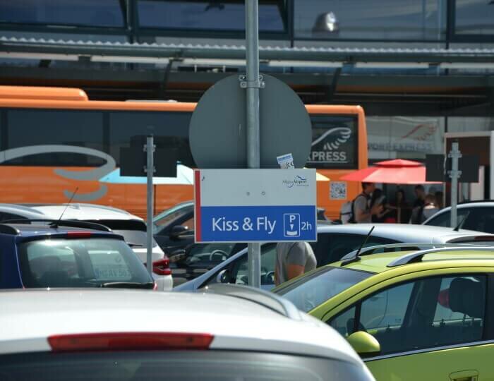 Memmingen Parken Am Flughafen Ohne Kreditkarte www.parkplatzvergleich.de