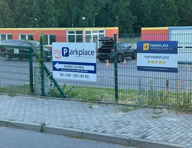 TOP 10 Parken Flughafen Berlin BER ️ 80,00 € / 8 Tage