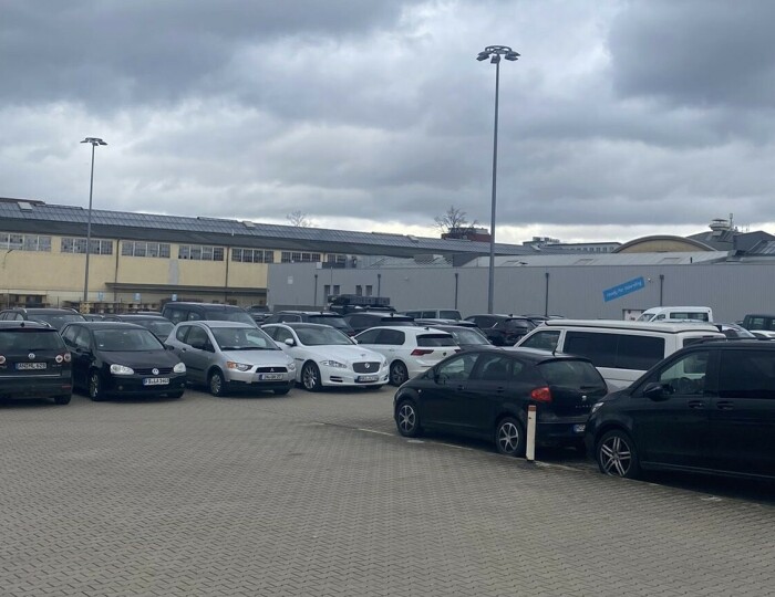 Parken Flughafen Nürnberg 49,00 € / 8 Tage