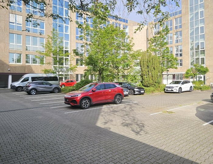 Avis Porsche Parken Flughafen Frankfurt www.parkplatzvergleich.de