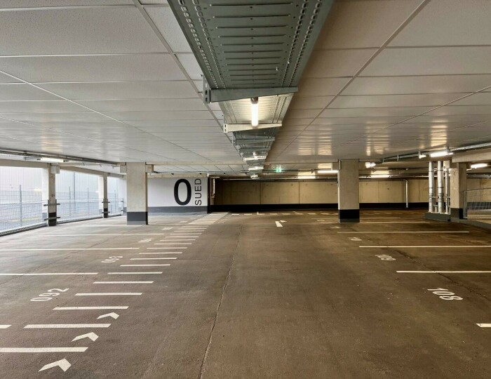 Parkfuchs24 Parkhaus am Flughafen Frankfurt