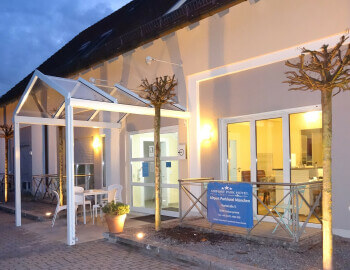 Airport Park Hotel